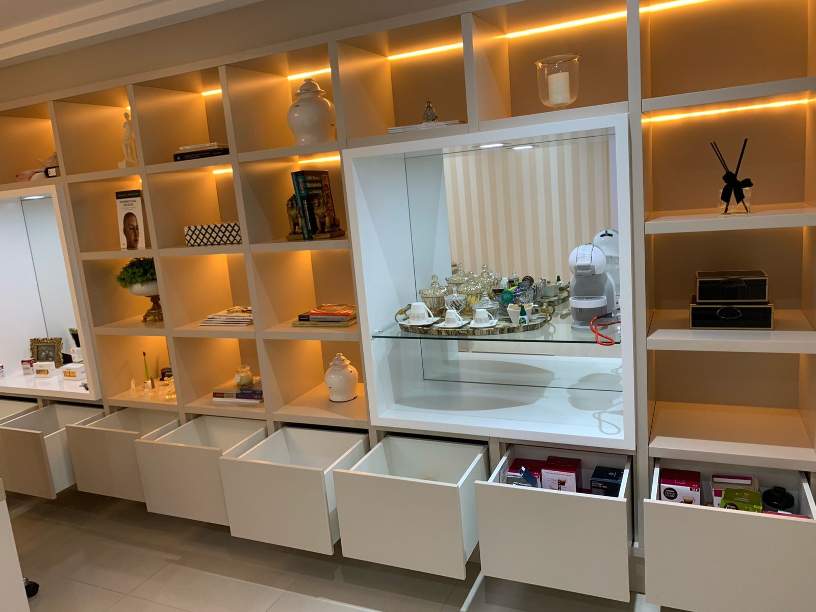 Execução de marcenaria inteligente